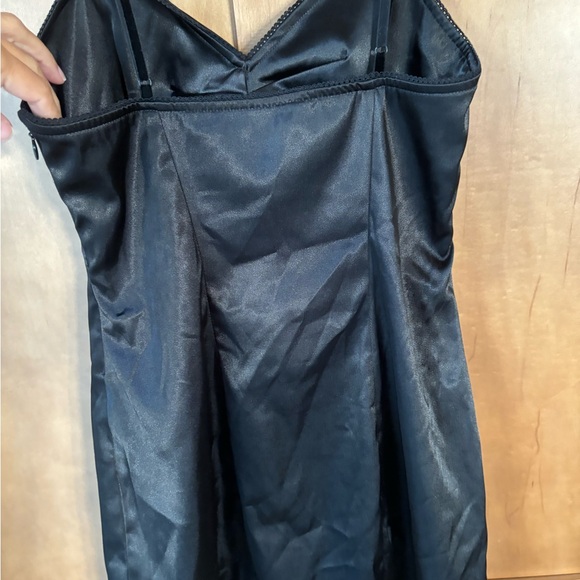 Guess satin black mini dress size 1 - Picture 3 of 7